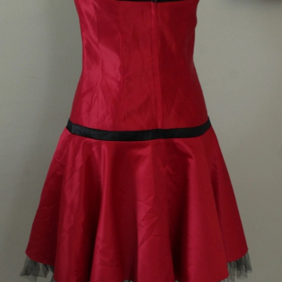 2000's Y2K Jessica Mcclintock/Gunne Sax Red and Black Satin Party Dress - Picture 2 of 5